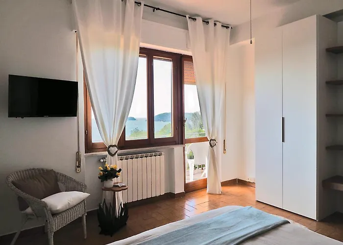 Sweet View Blue Of Patty *